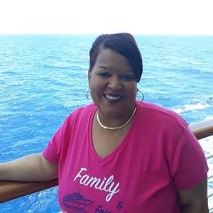 Meet your Posher, Lisa